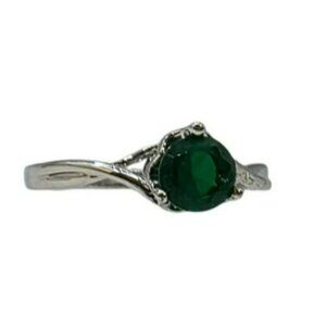 Green Gemstone Solitaire Ring Size 10 Elegant Twist Band Design‎